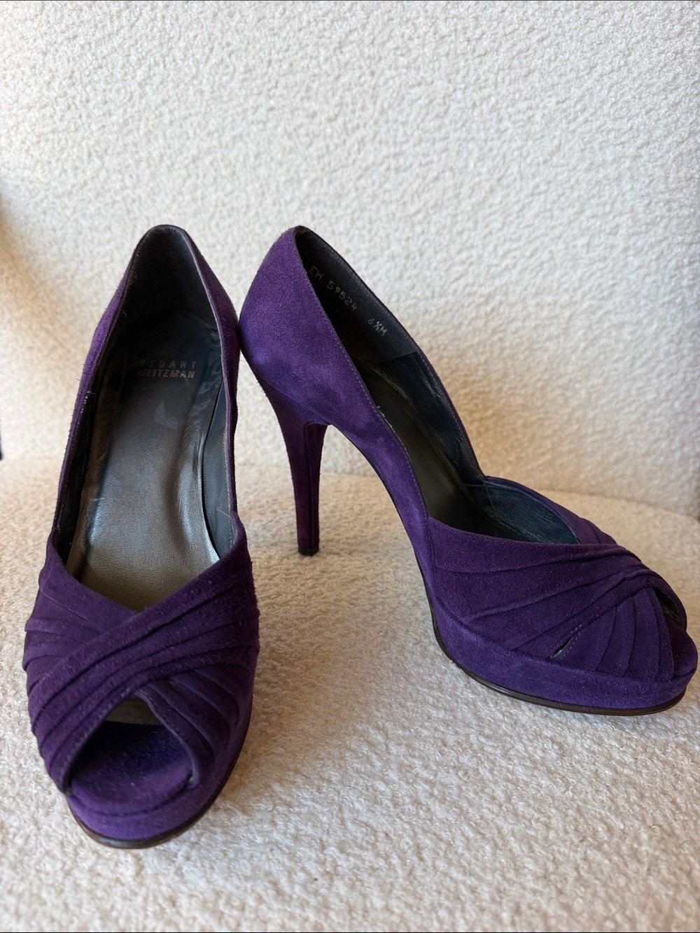Stuart Weitzman Purple Suede Peep Toe Platform Pumps Heels Size 8.5
